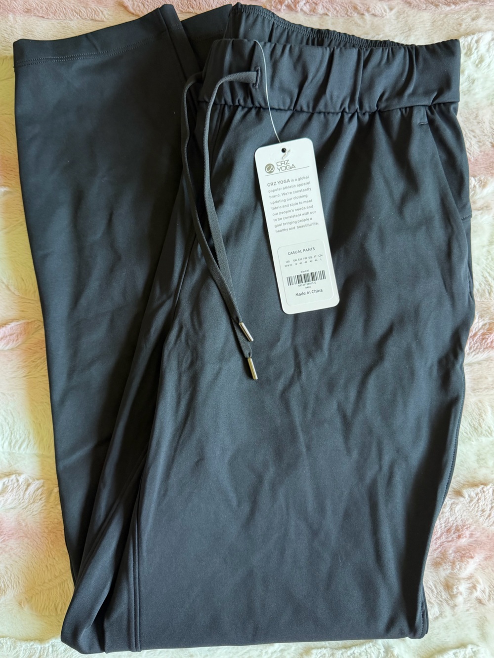 Black Lightweight Straight Leg Pocket Pant